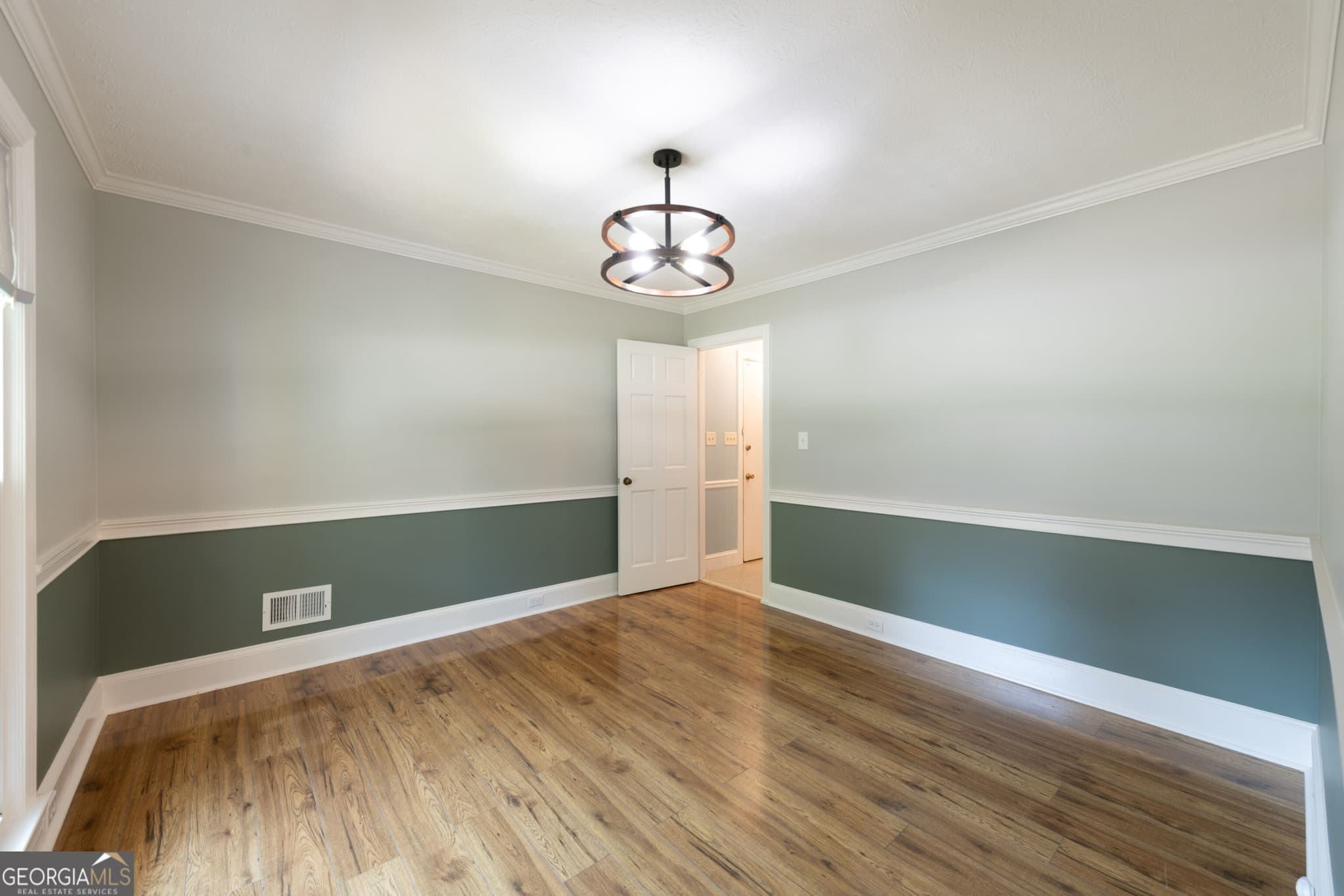 4 bedroom, 3 bathroom, 2,419 sq ft single family residence for sale at 1276 Golf Link Drive, Stone Mountain, GA 30088 — photo 10