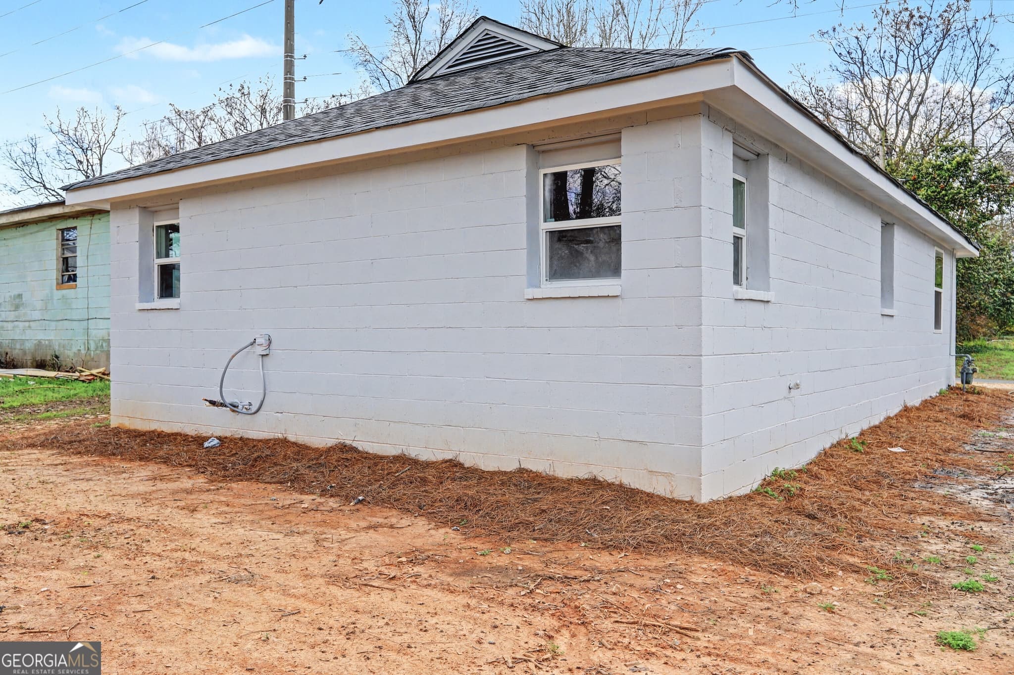 3 bedroom, 1 bathroom, 924 sq ft single family residence for sale at 7 Jackson Street, Barnesville, GA 30204 — photo 4