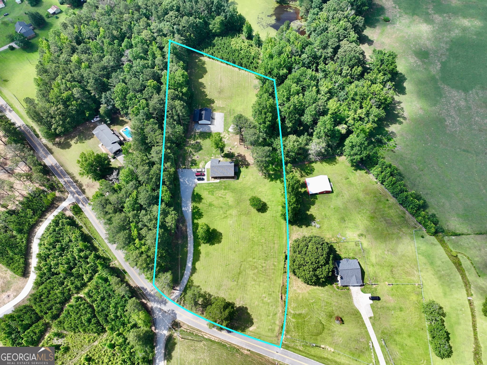 3 bedroom, 2.5 bathroom, 3,055 sq ft single family residence for sale at 665 Prater Road, Waco, GA 30182