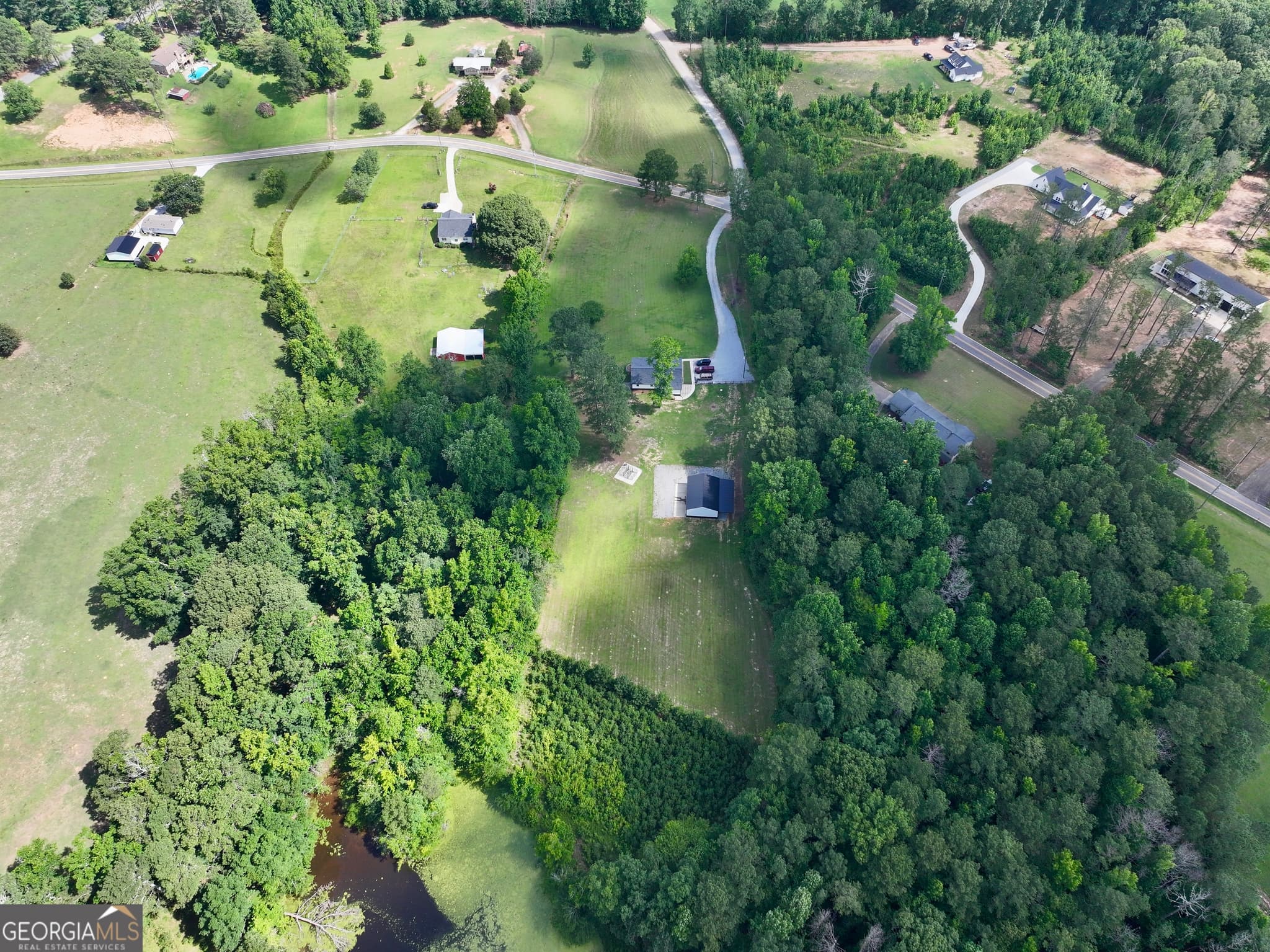 3 bedroom, 2.5 bathroom, 3,055 sq ft single family residence for sale at 665 Prater Road, Waco, GA 30182 — photo 5