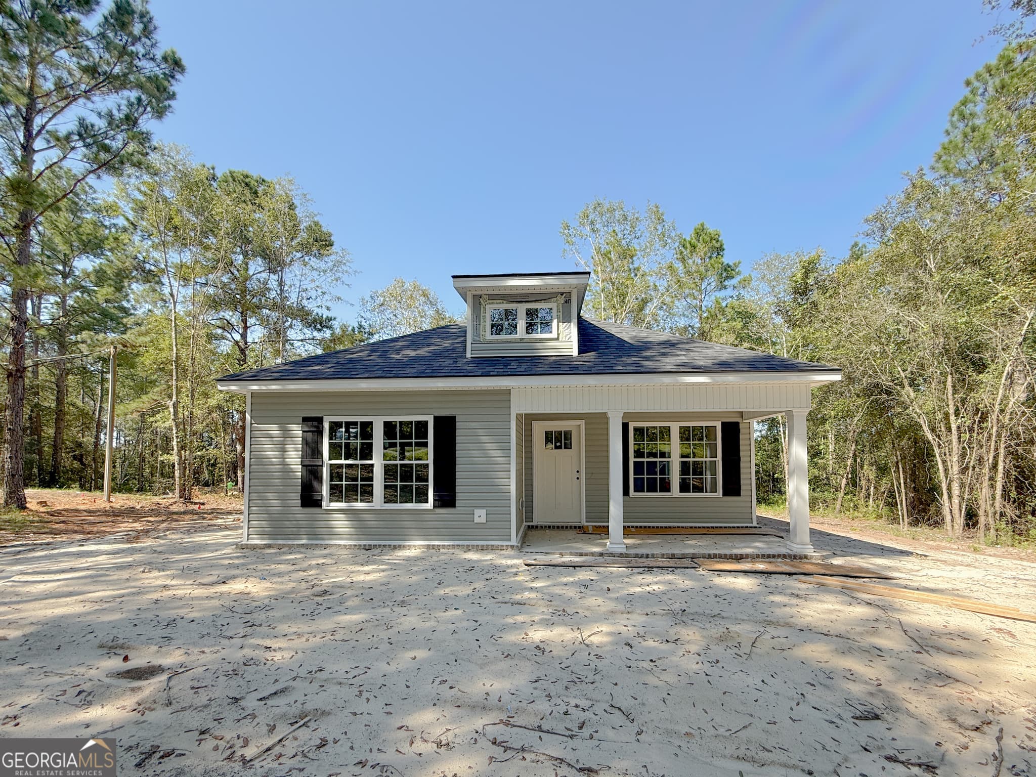 3 bedroom, 2 bathroom, 1,241 sq ft single family residence sold at 3072 Lindsey Drive, Claxton, GA 30417