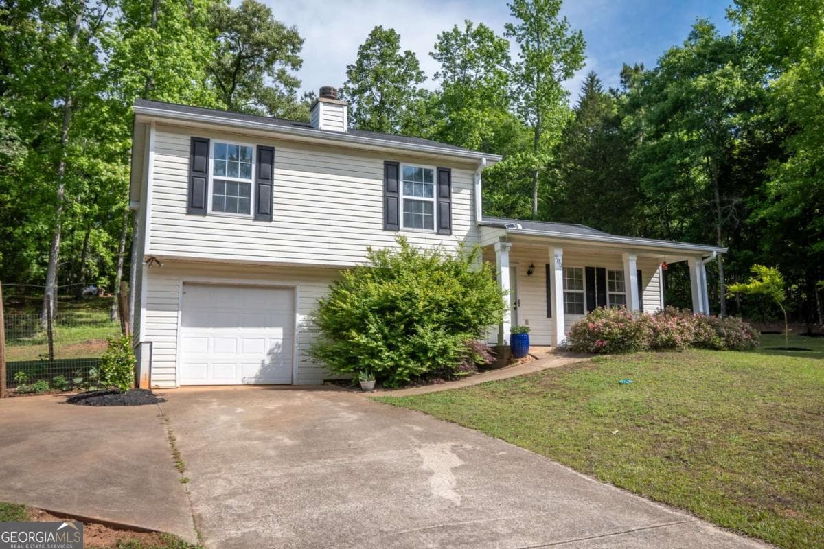 3 bedroom, 2 bathroom, 1,304 sq ft single family residence for sale at 280 Twin Creek Shores, Athens, GA 30605 — photo 3