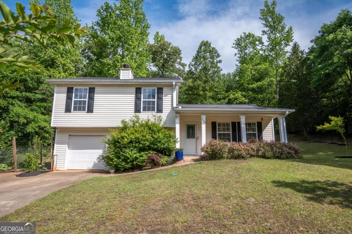 3 bedroom, 2 bathroom, 1,304 sq ft single family residence for sale at 280 Twin Creek Shores, Athens, GA 30605