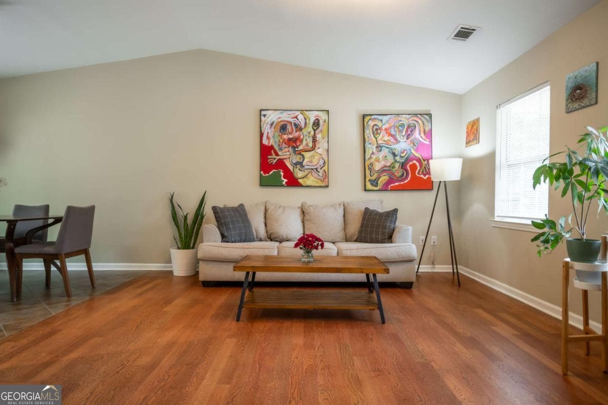 3 bedroom, 2 bathroom, 1,304 sq ft single family residence for sale at 280 Twin Creek Shores, Athens, GA 30605 — photo 8