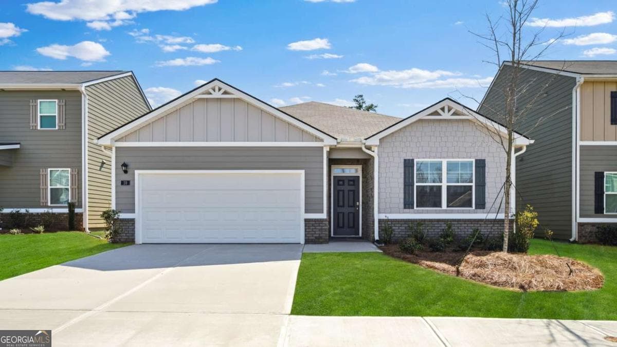 4 bedroom, 2 bathroom, 1,864 sq ft single family residence sold at 220 Cattle Drive, Perry, GA 31069