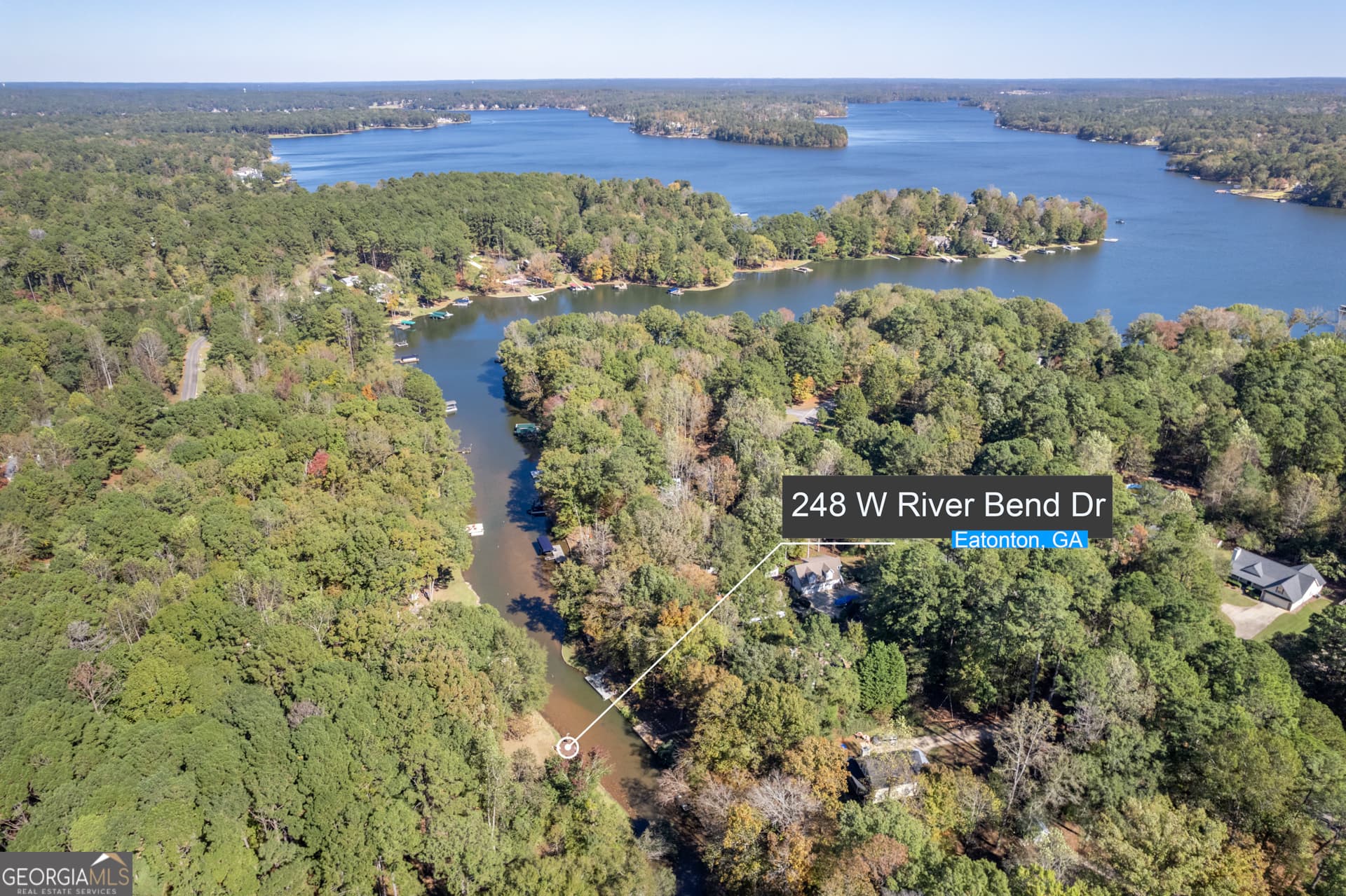 2 bedroom, 1 bathroom, 900 sq ft single family residence for rent at 248A West River Bend Drive, Eatonton, GA 31024 for $1,700 a month — photo 2
