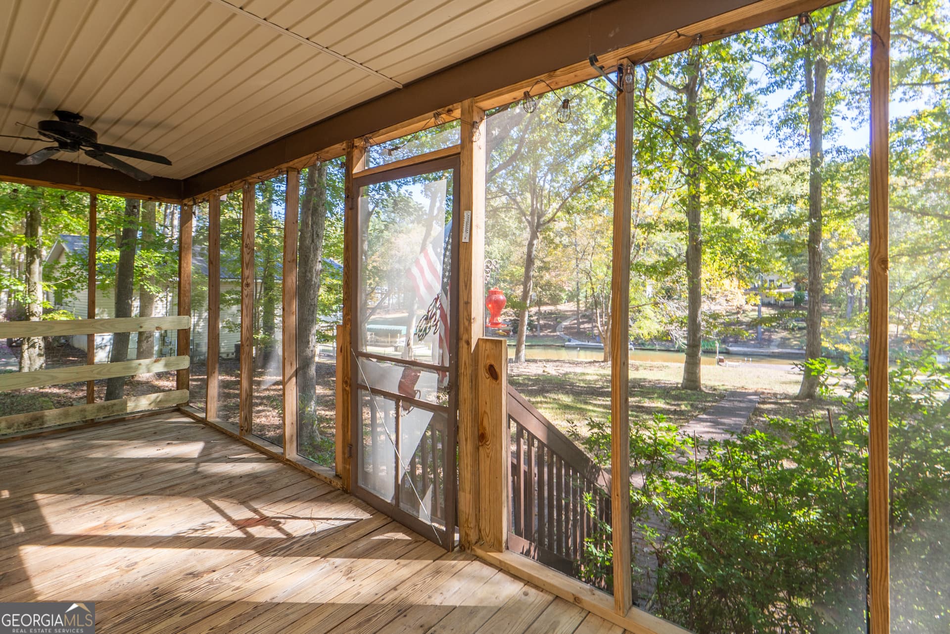 2 bedroom, 1 bathroom, 900 sq ft single family residence for rent at 248A West River Bend Drive, Eatonton, GA 31024 for $1,700 a month — photo 5