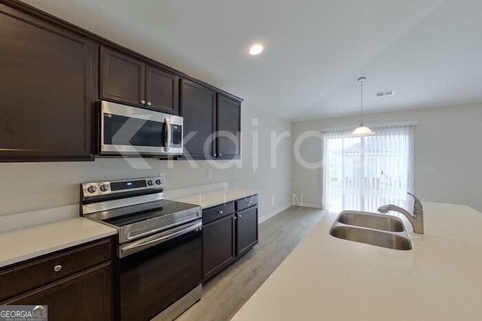 3 bedroom, 2 bathroom, 1,733 sq ft single family residence for rent at 12 Carrollton Drive, Brunswick, GA 31525 for $1,995 a month — photo 6