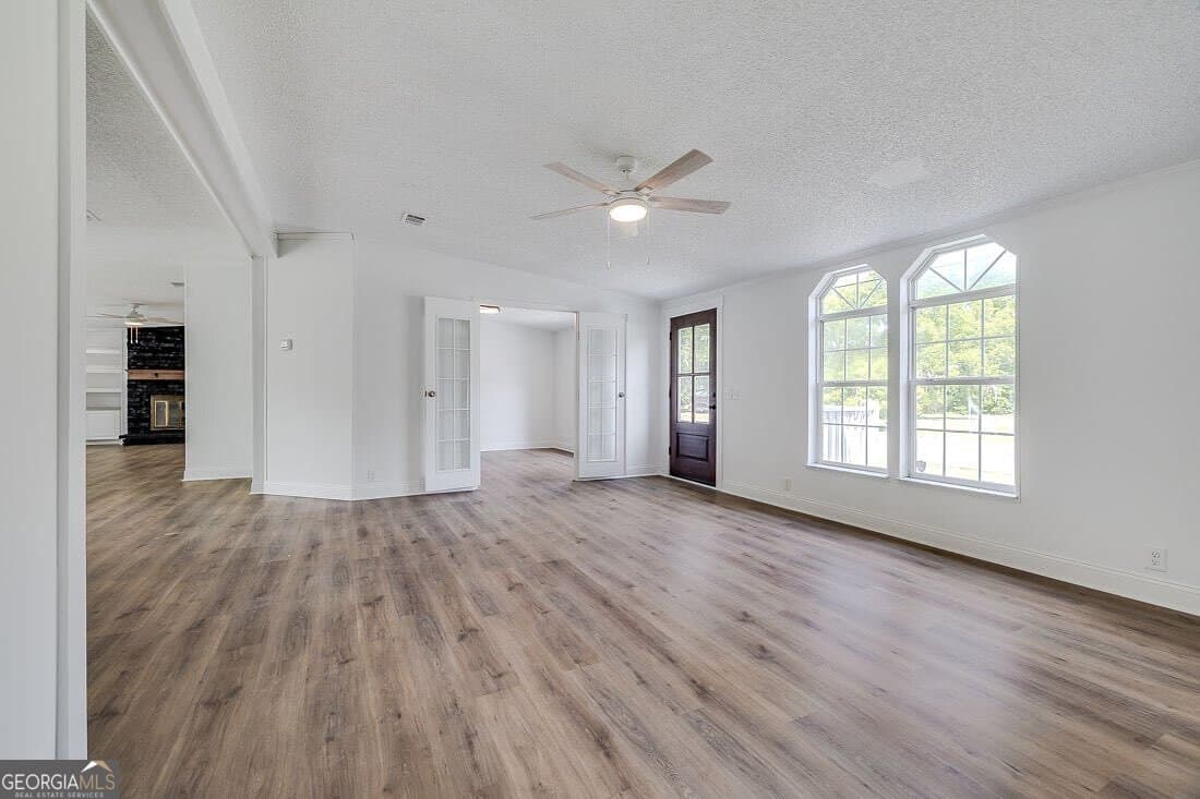 3 bedroom, 2 bathroom, 2,240 sq ft single family residence for sale at 318 Samuel Smalls Sr Avenue, Guyton, GA 31312 — photo 7