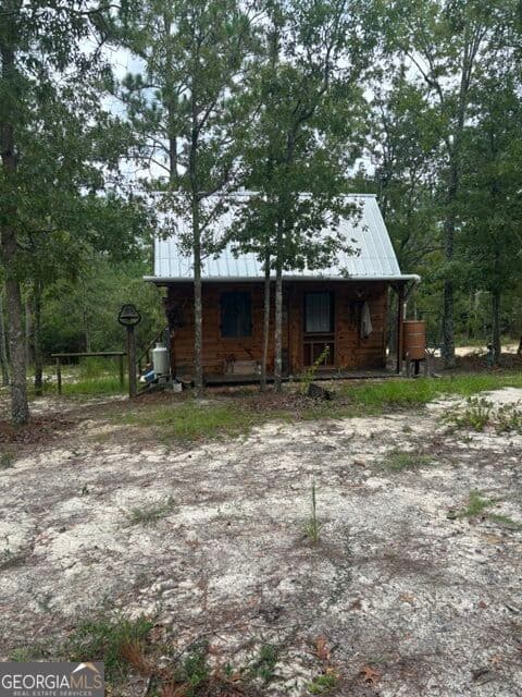 agriculture sold at 222 LAURE, Collins, GA 30421