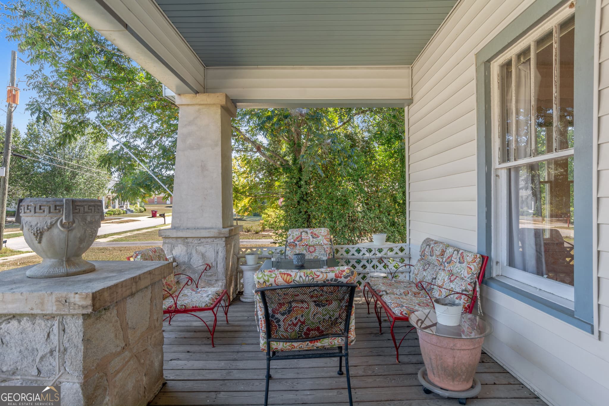3 bedroom, 2 bathroom, 2,298 sq ft single family residence for sale at 304 E Church Street, Sandersville, GA 31082 — photo 4