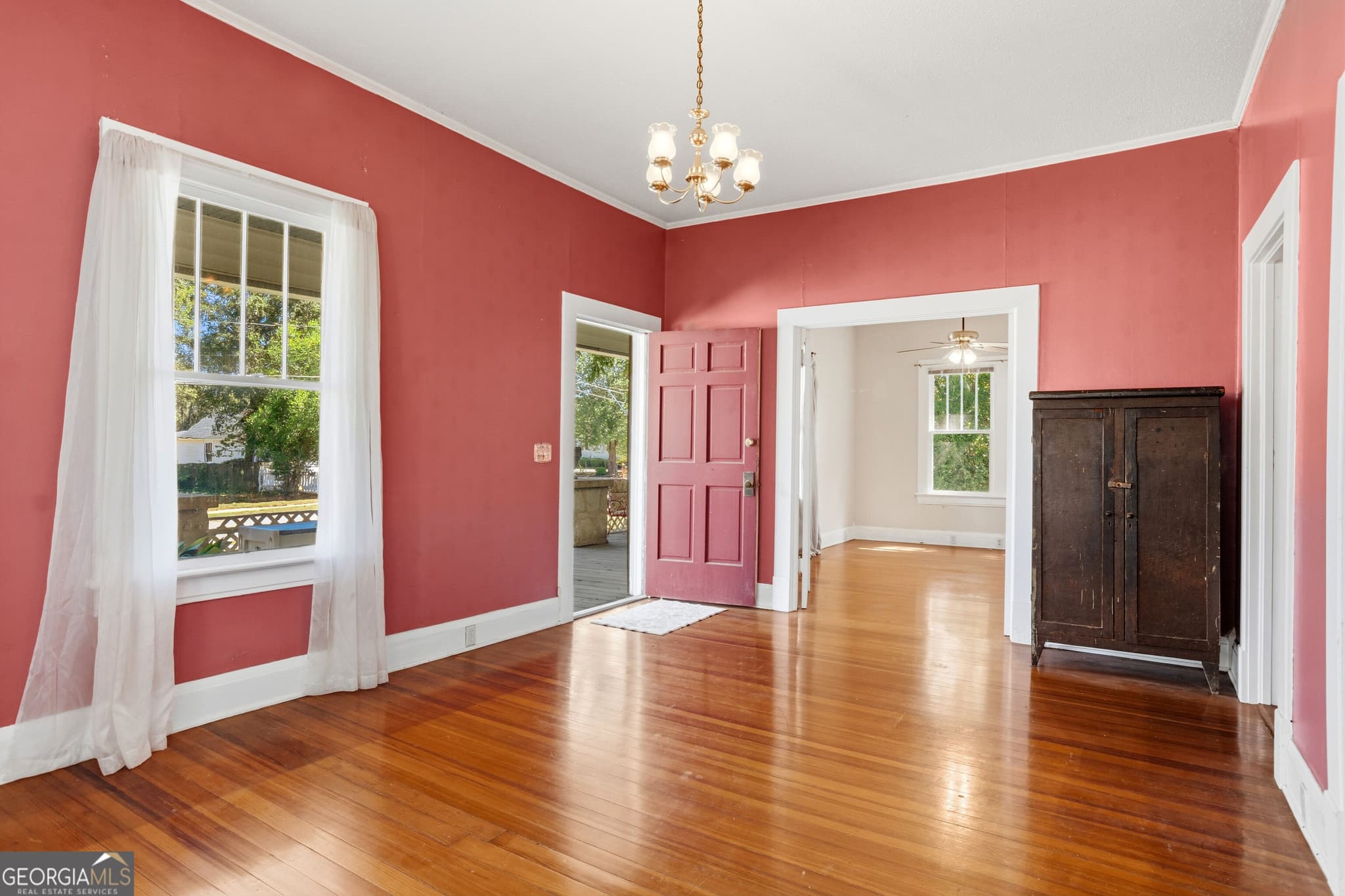 3 bedroom, 2 bathroom, 2,298 sq ft single family residence for sale at 304 E Church Street, Sandersville, GA 31082 — photo 8