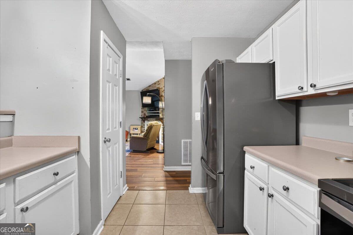 3 bedroom, 2 bathroom, 1,400 sq ft single family residence for sale at 50 Tomkins Creek Trail, Forsyth, GA 31029 — photo 8
