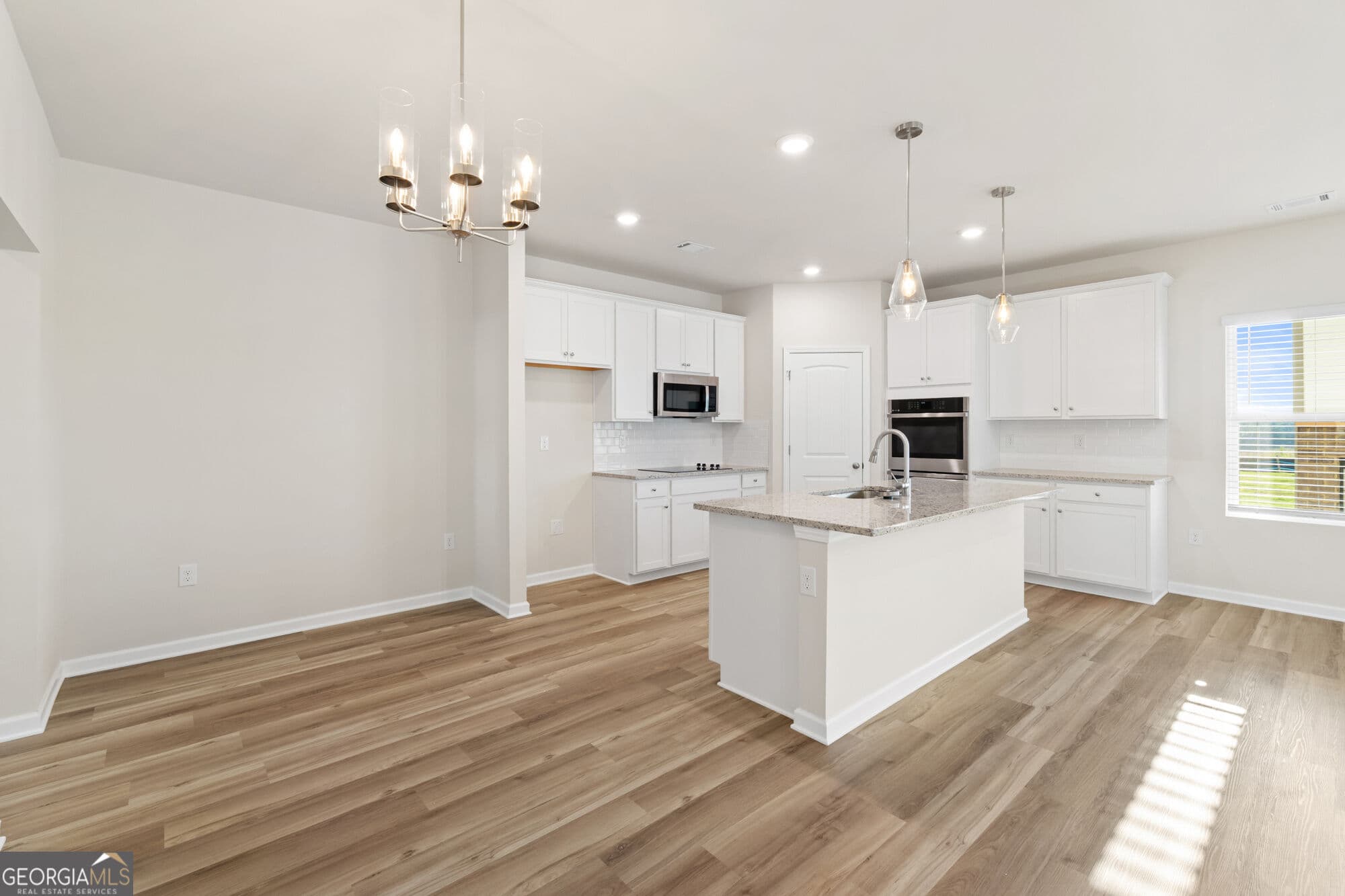 4 bedroom, 3 bathroom, 2,685 sq ft single family residence for sale at 1184 DICKENS Road, Greensboro, GA 30642 — photo 2