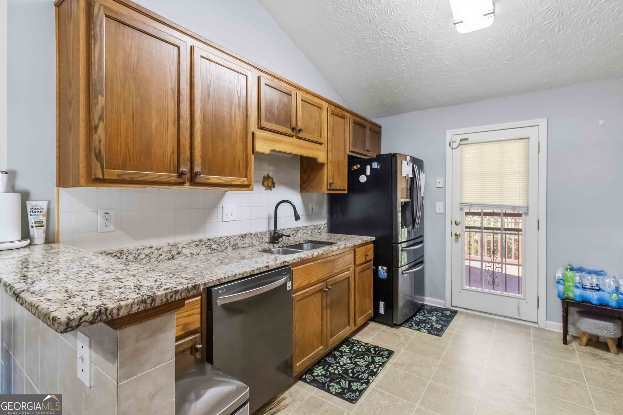 4 bedroom, 3 bathroom, 2,014 sq ft single family residence for sale at 357 Summit Lane, Riverdale, GA 30274 — photo 7