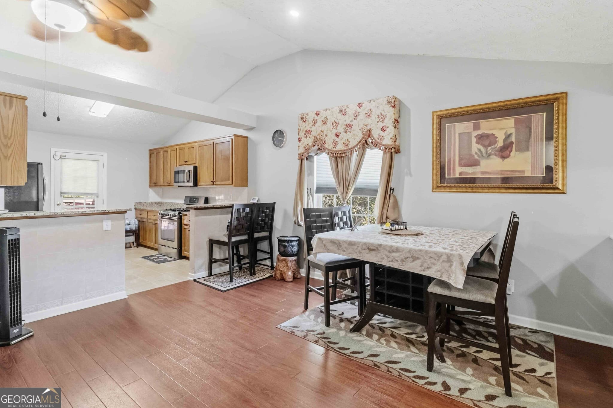 4 bedroom, 3 bathroom, 2,014 sq ft single family residence for sale at 357 Summit Lane, Riverdale, GA 30274 — photo 9