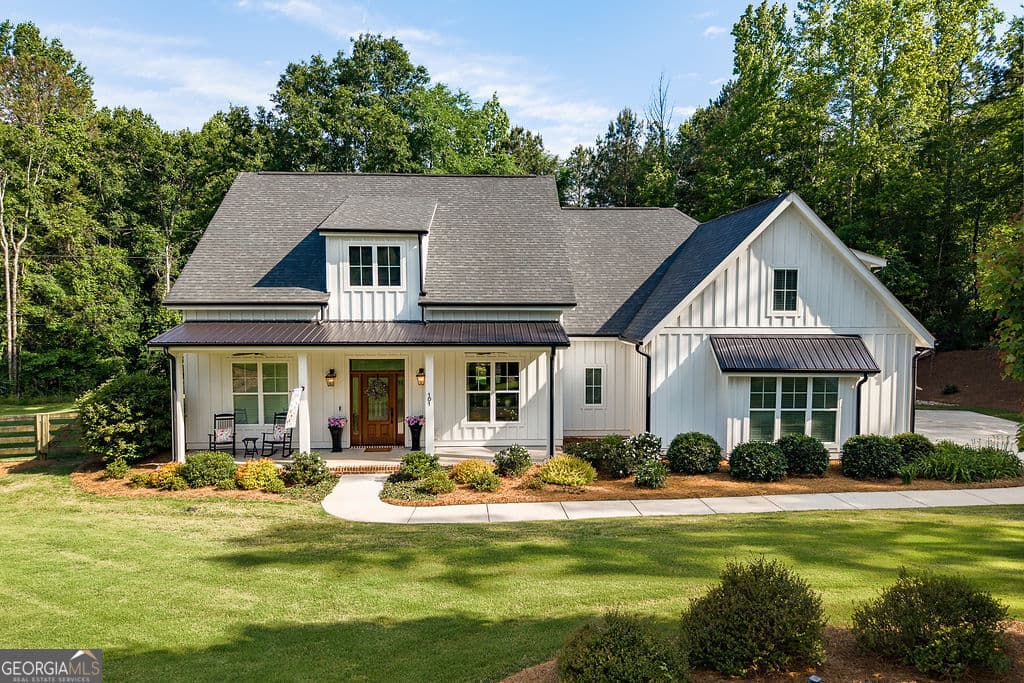 4 bedroom, 3 bathroom, 2,698 sq ft single family residence sold at 101 Inverness Road, Athens, GA 30606