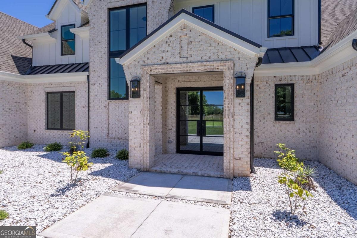5 bedroom, 4.5 bathroom, 4,836 sq ft single family residence for sale at 2944-A George Williams Road, Monroe, GA 30656 — photo 8