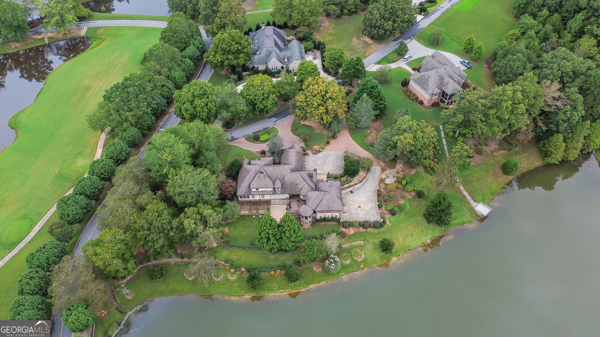 5 bedroom, 5 bathroom, 8,202 sq ft single family residence for sale at 450 Rome Beauty Lane, Clarkesville, GA 30523 — photo 5