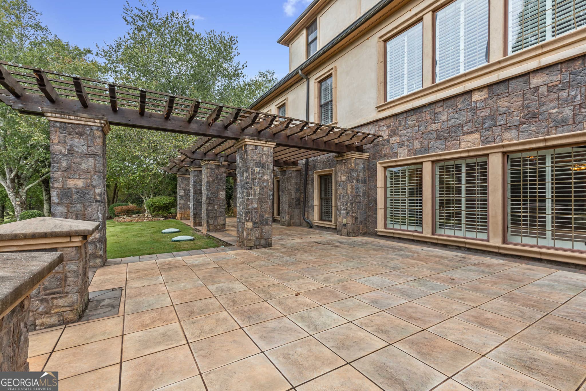 5 bedroom, 5 bathroom, 8,202 sq ft single family residence for sale at 450 Rome Beauty Lane, Clarkesville, GA 30523 — photo 10