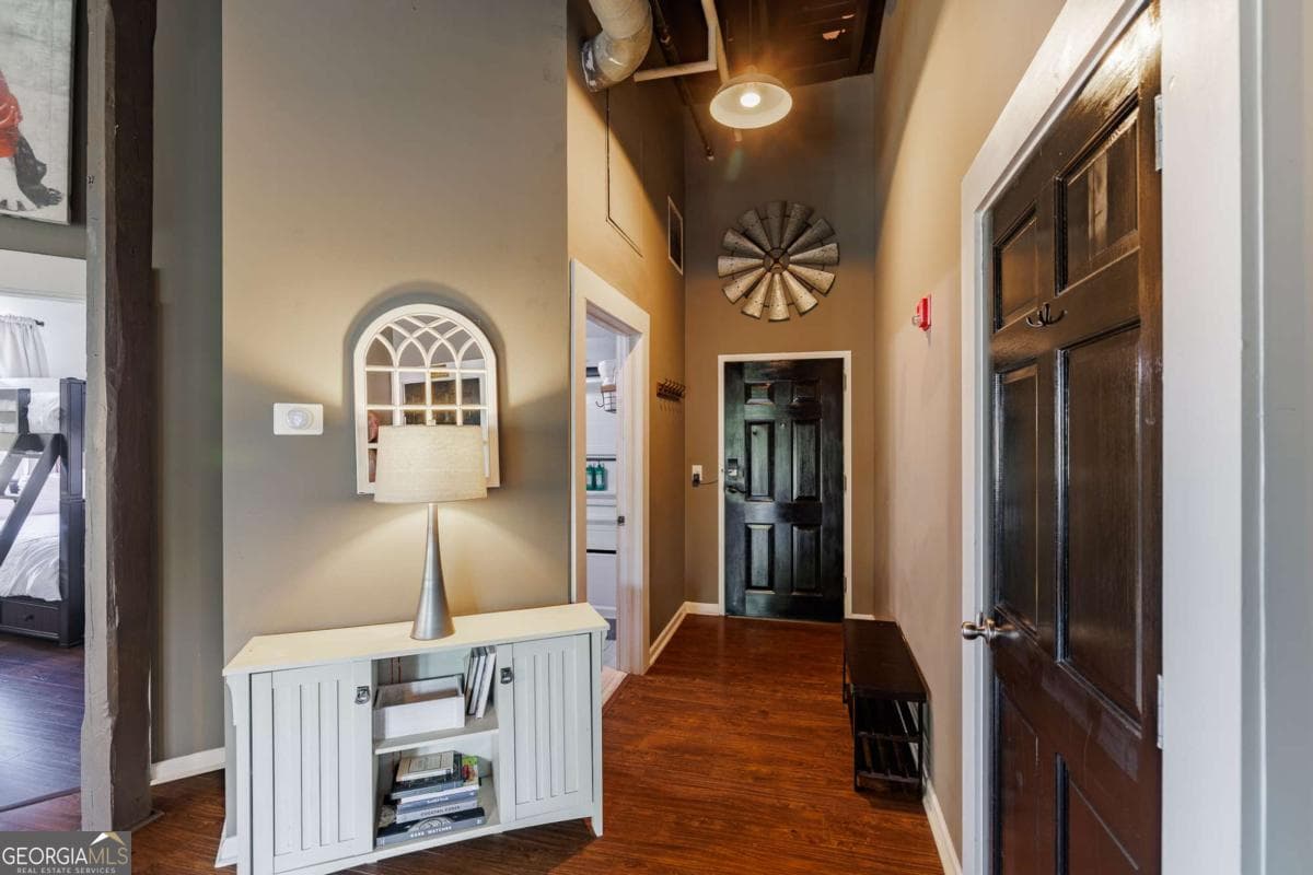 2 bedroom, 1 bathroom, 896 sq ft condominium for sale at 269 N Hull Street 212, Athens, GA 30601 — photo 5