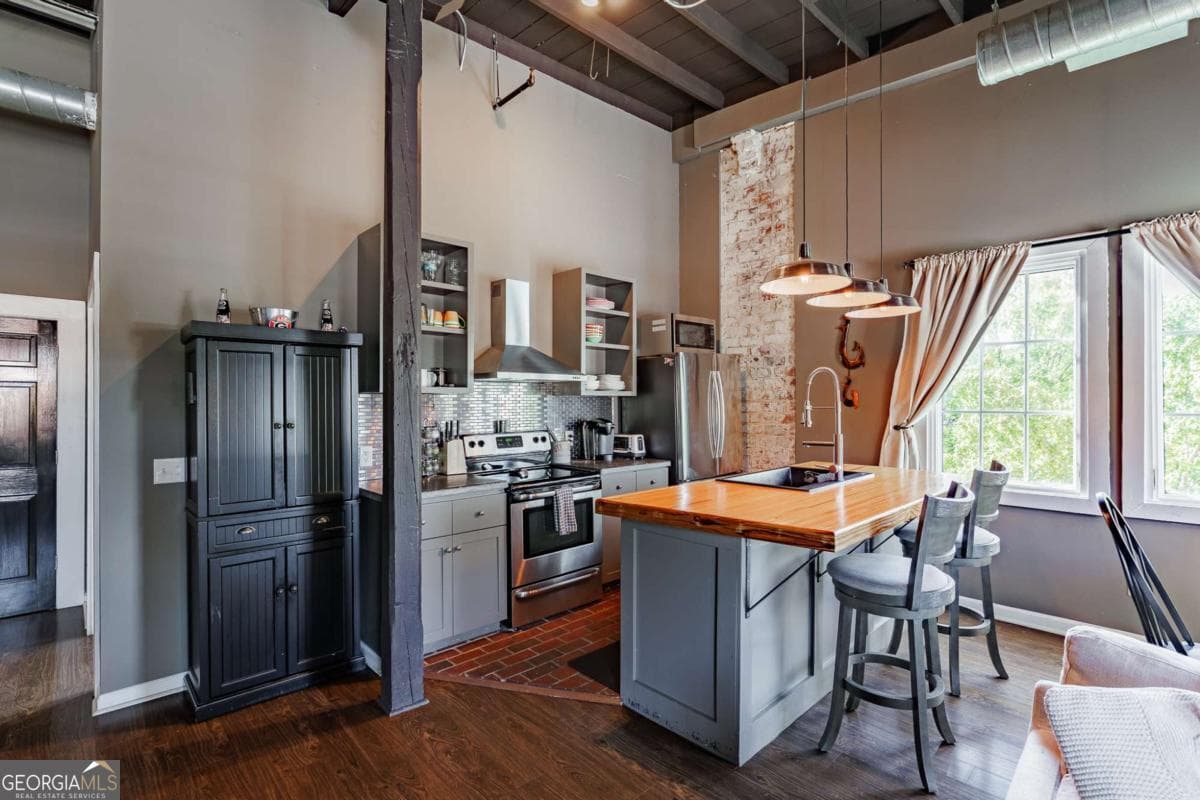 2 bedroom, 1 bathroom, 896 sq ft condominium for sale at 269 N Hull Street 212, Athens, GA 30601 — photo 10