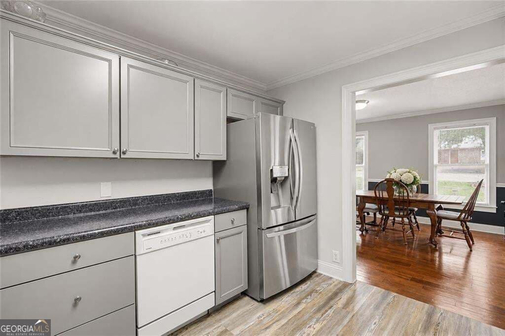3 bedroom, 2 bathroom, 1,752 sq ft single family residence for sale at 6 Bluebird Lane, Tallapoosa, GA 30176 — photo 5