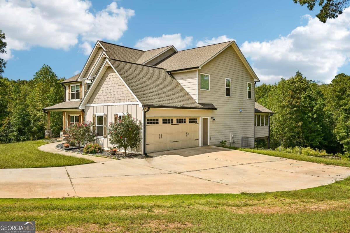 4 bedroom, 3 bathroom, 3,745 sq ft single family residence for sale at 605 Lovell Road, Temple, GA 30179 — photo 6