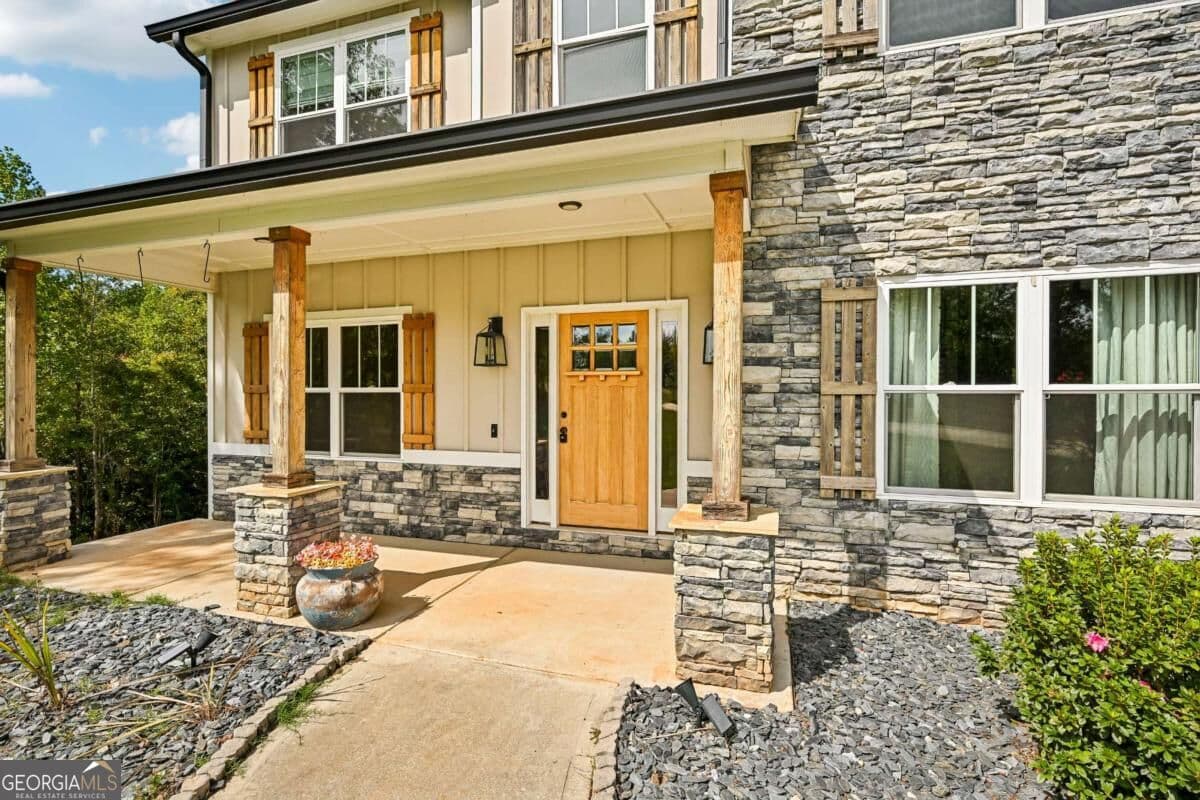 4 bedroom, 3 bathroom, 3,745 sq ft single family residence for sale at 605 Lovell Road, Temple, GA 30179 — photo 7