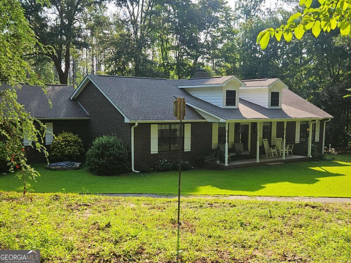 3 bedroom, 2 bathroom single family residence for sale at 816 Bruce Jackson Road, Newnan, GA 30263 — photo 6