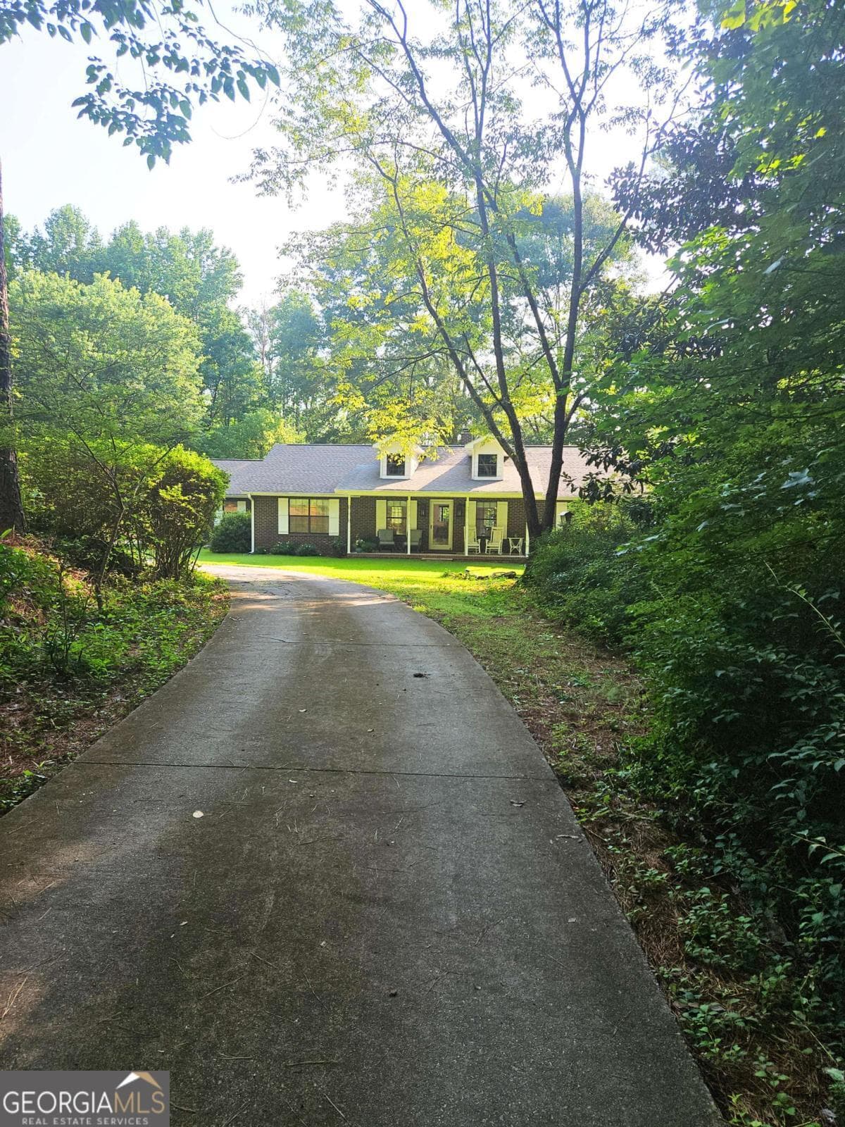 3 bedroom, 2 bathroom single family residence for sale at 816 Bruce Jackson Road, Newnan, GA 30263 — photo 5
