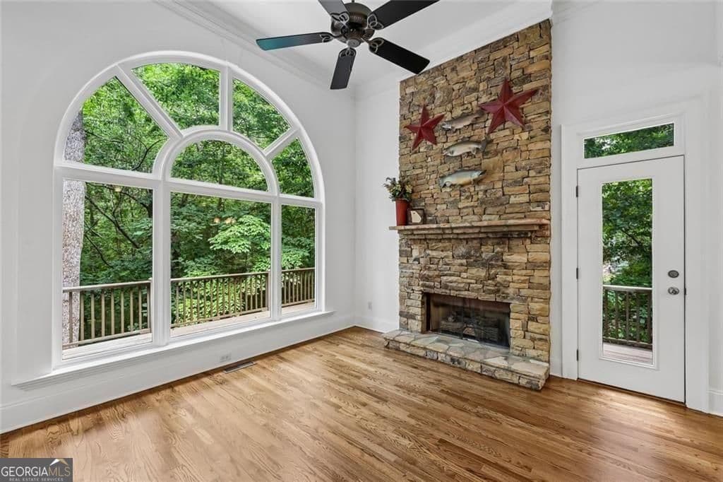4 bedroom, 3.5 bathroom, 4,020 sq ft single family residence for sale at 4325 Little Falls Drive, Cumming, GA 30041 — photo 6