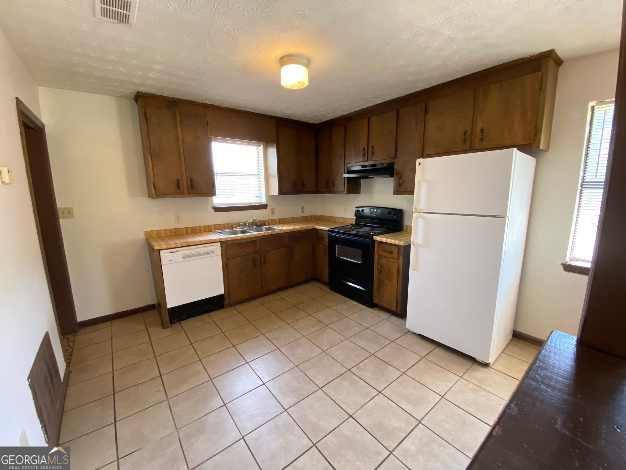 2 bedroom, 1 bathroom, 986 sq ft duplex for rent at 129 Tanglewood Drive B, Monroe, GA 30656 for $950 a month — photo 7