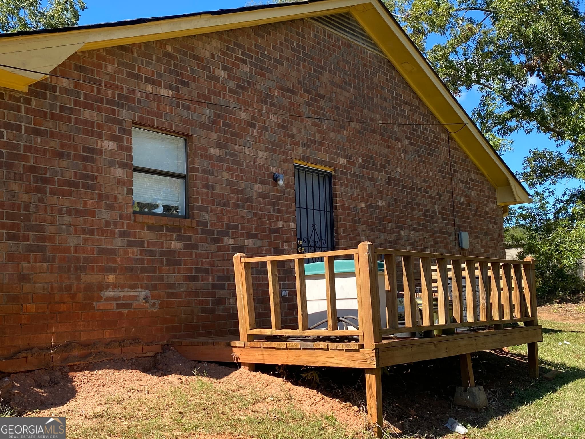 2 bedroom, 1 bathroom, 986 sq ft duplex for rent at 129 Tanglewood Drive B, Monroe, GA 30656 for $950 a month — photo 3