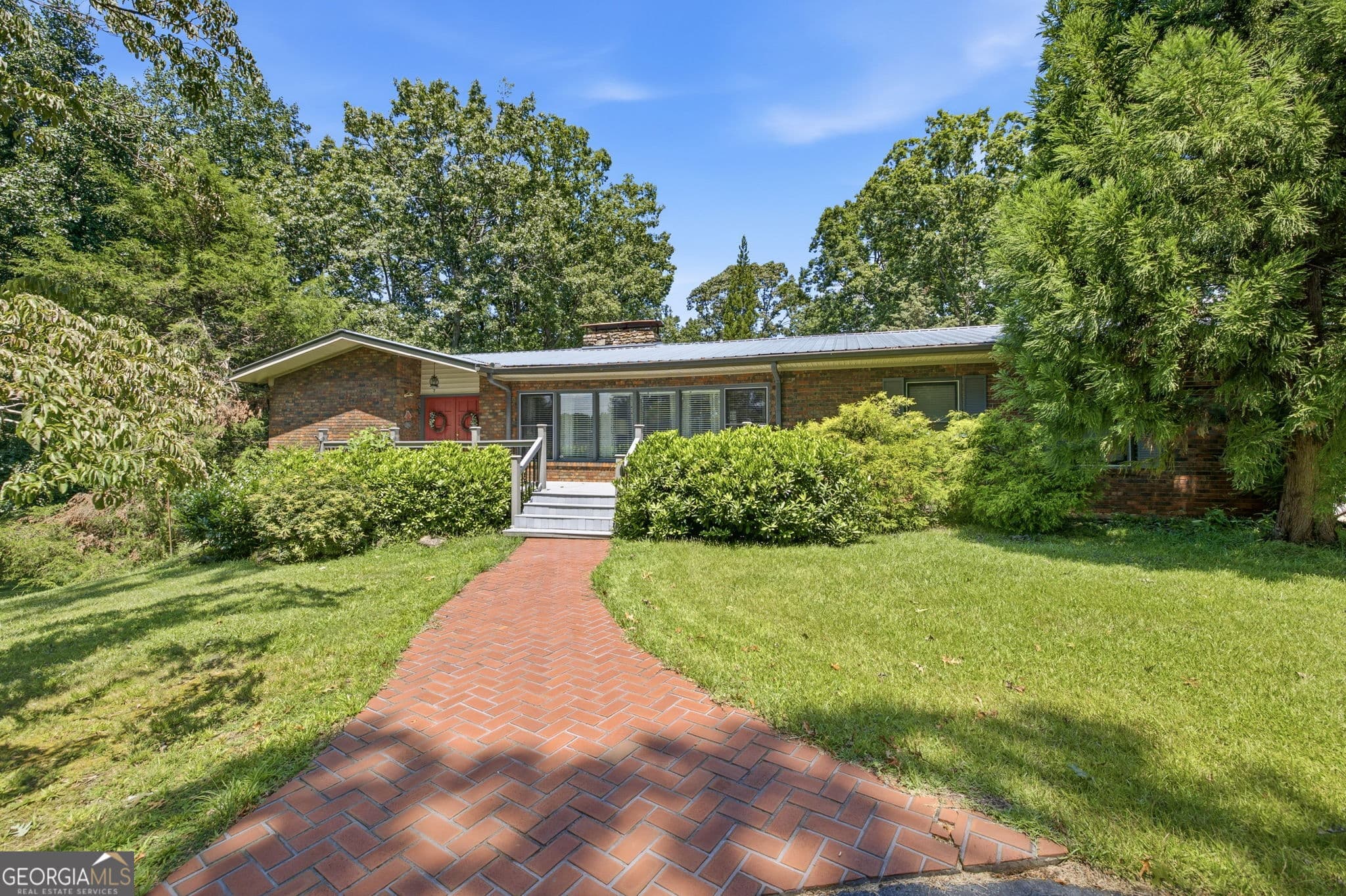 3 bedroom, 3.5 bathroom, 3,301 sq ft farm for sale at 100 Sang Road, Cleveland, GA 30528 — photo 1 of 49