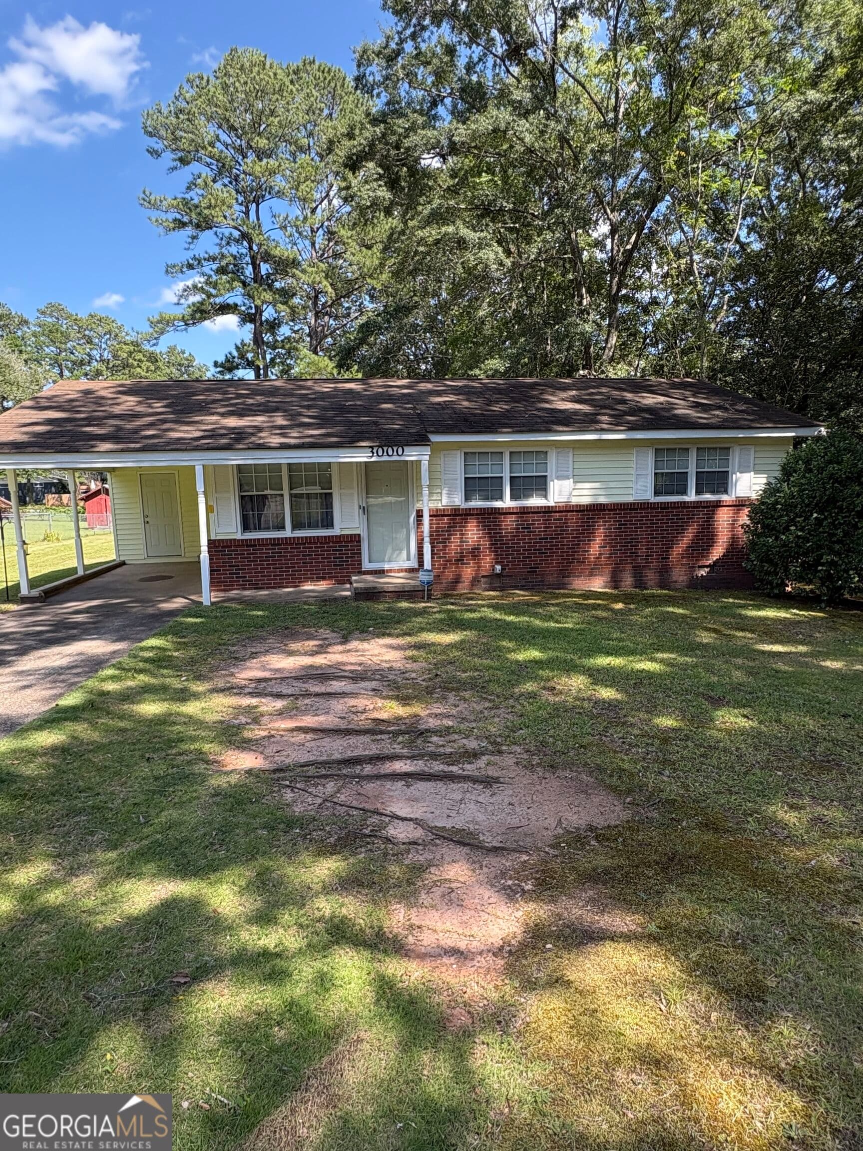 3 bedroom, 1 bathroom, 1,022 sq ft single family residence for sale at 3000 15th Avenue, Valley, AL 36854