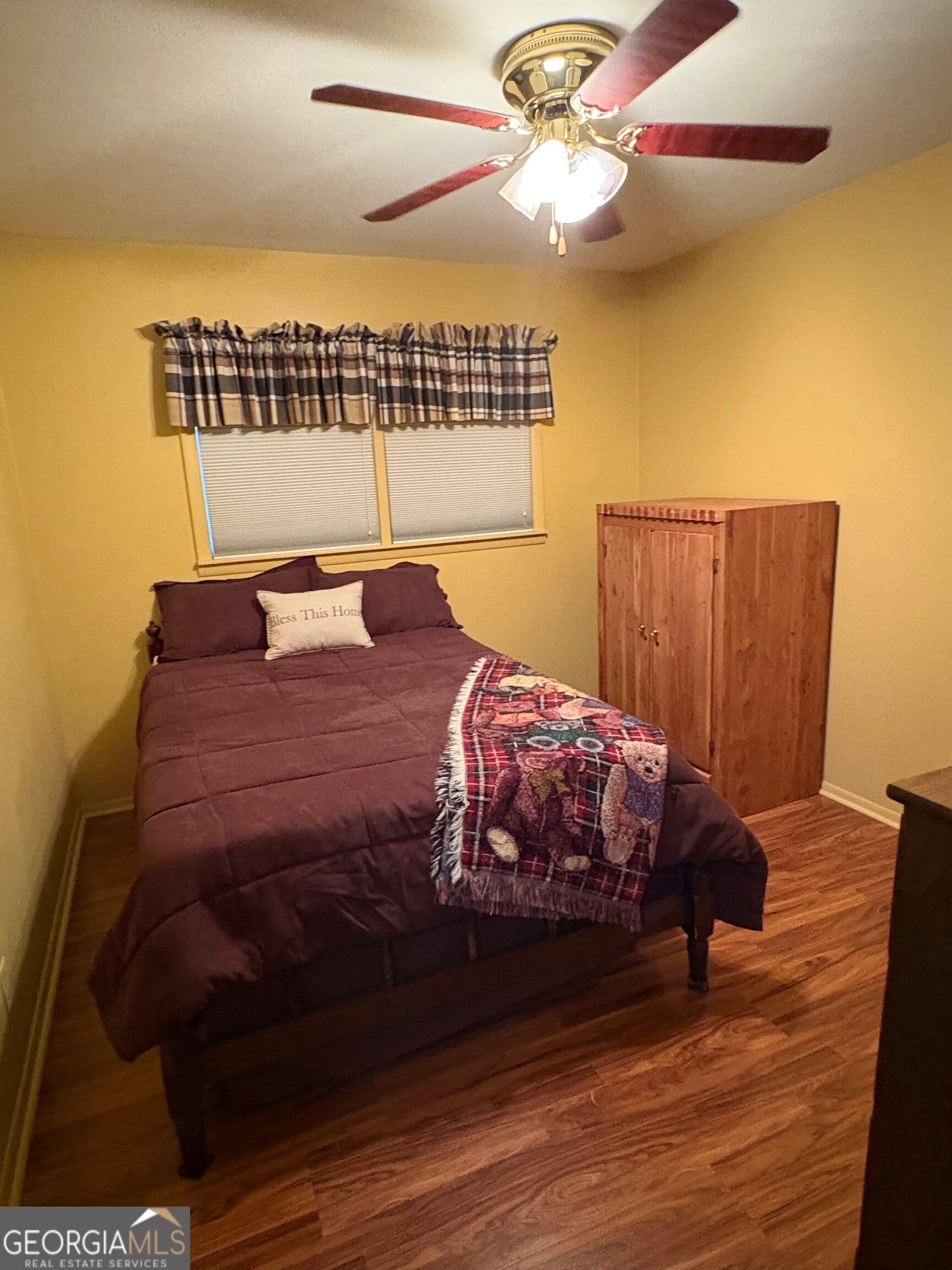 3 bedroom, 1 bathroom, 1,022 sq ft single family residence for sale at 3000 15th Avenue, Valley, AL 36854 — photo 5