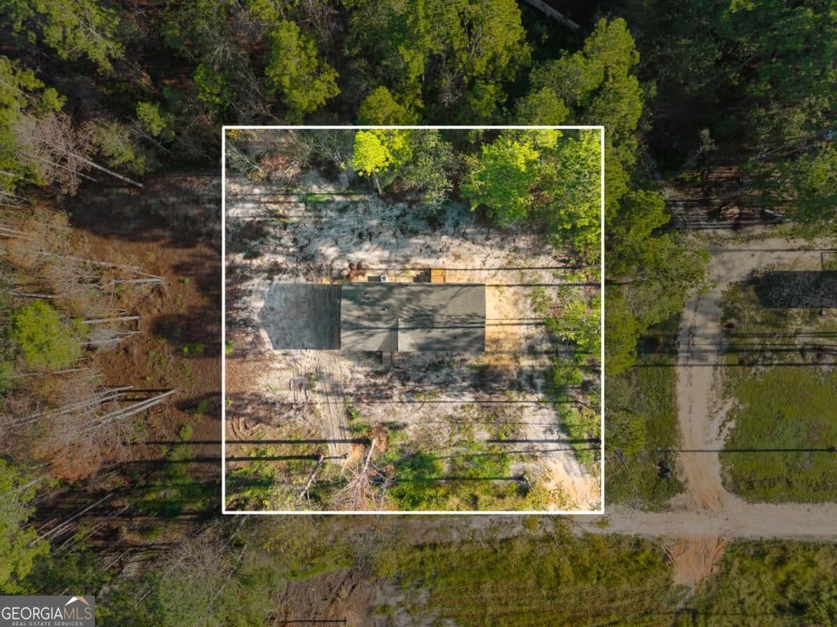 4 bedroom, 2 bathroom, 1,568 sq ft manufactured home,single family residence for sale at 204 Hart Road, Glennville, GA 30427 — photo 4