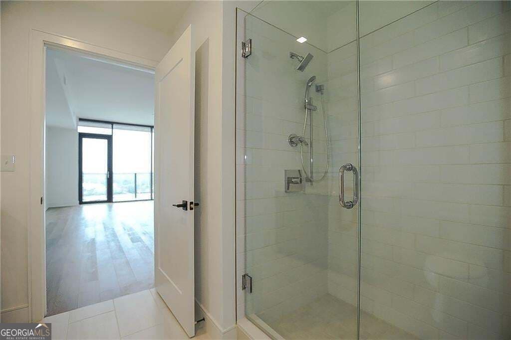 1 bedroom, 1 bathroom, 699 sq ft condominium for rent at 788 W Marietta Street 811, Atlanta, GA 30318 for $1,800 a month — photo 5