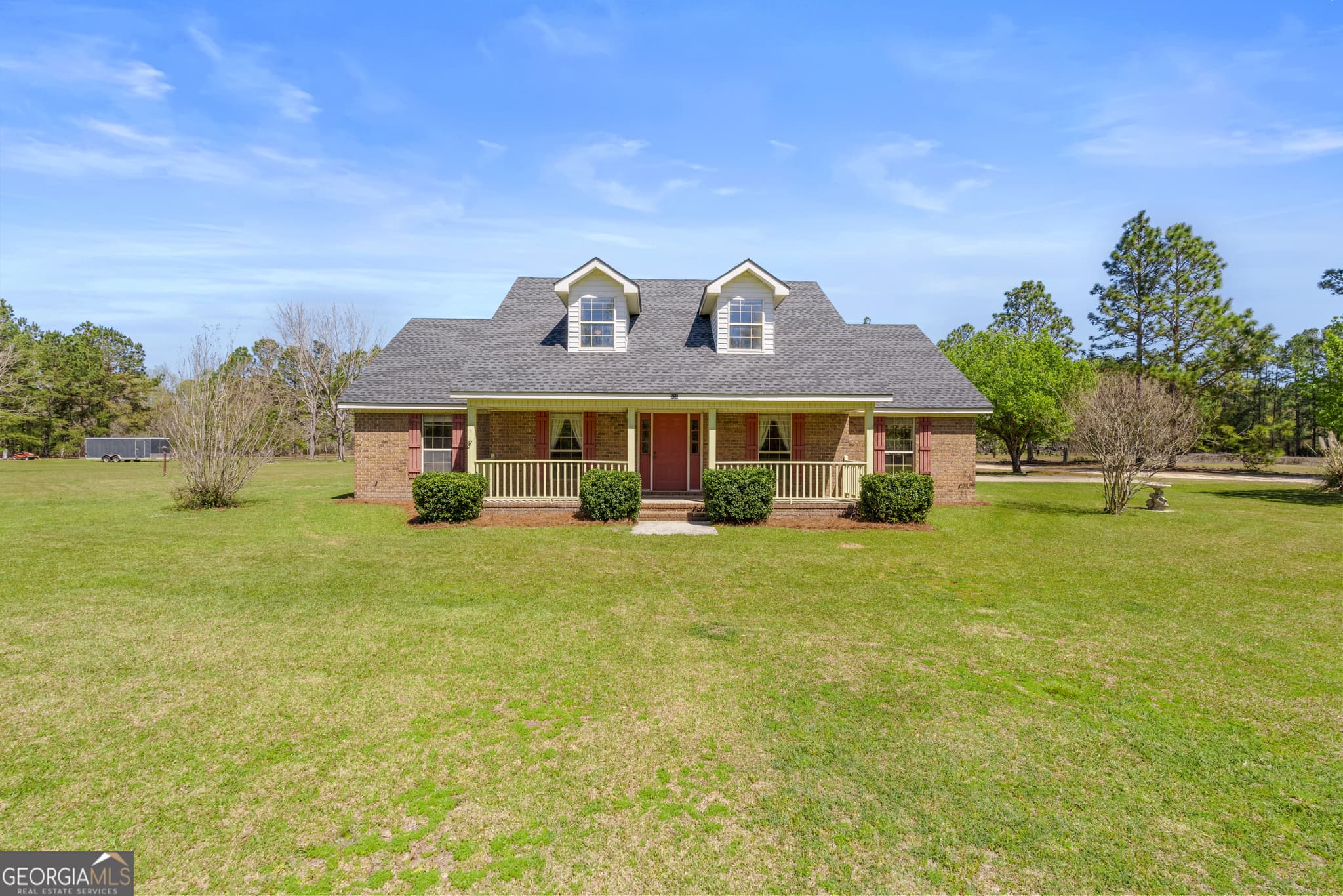 4 bedroom, 3.5 bathroom, 2,824 sq ft single family residence sold at 595 Davis Road, Pembroke, GA 31321