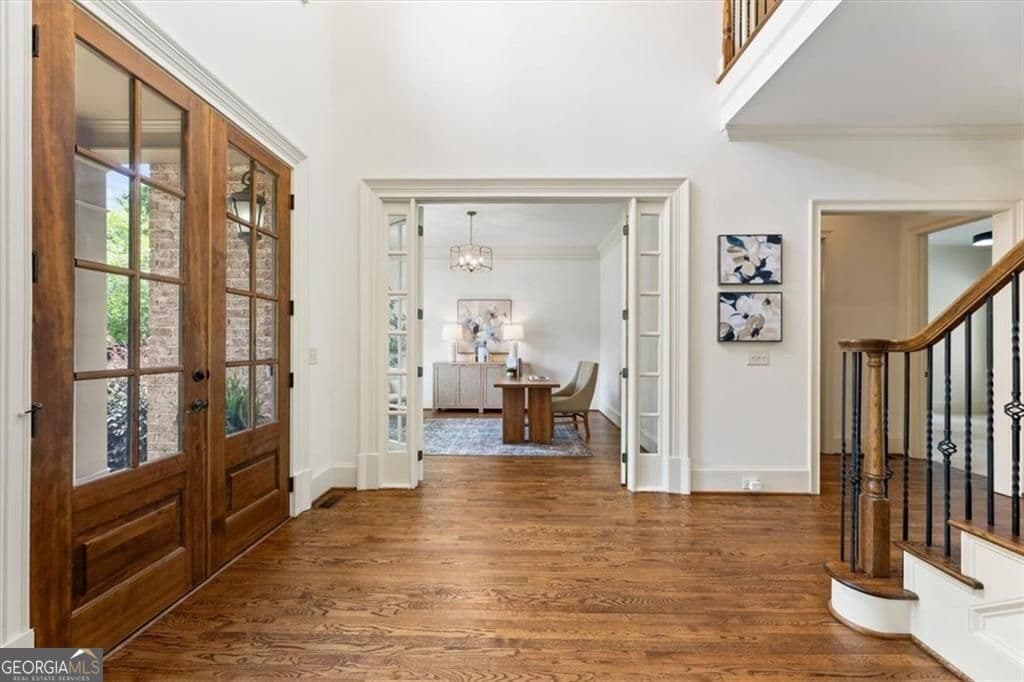6 bedroom, 7 bathroom, 7,064 sq ft single family residence for sale at 1900 Evergrace Drive, Milton, GA 30009 — photo 2