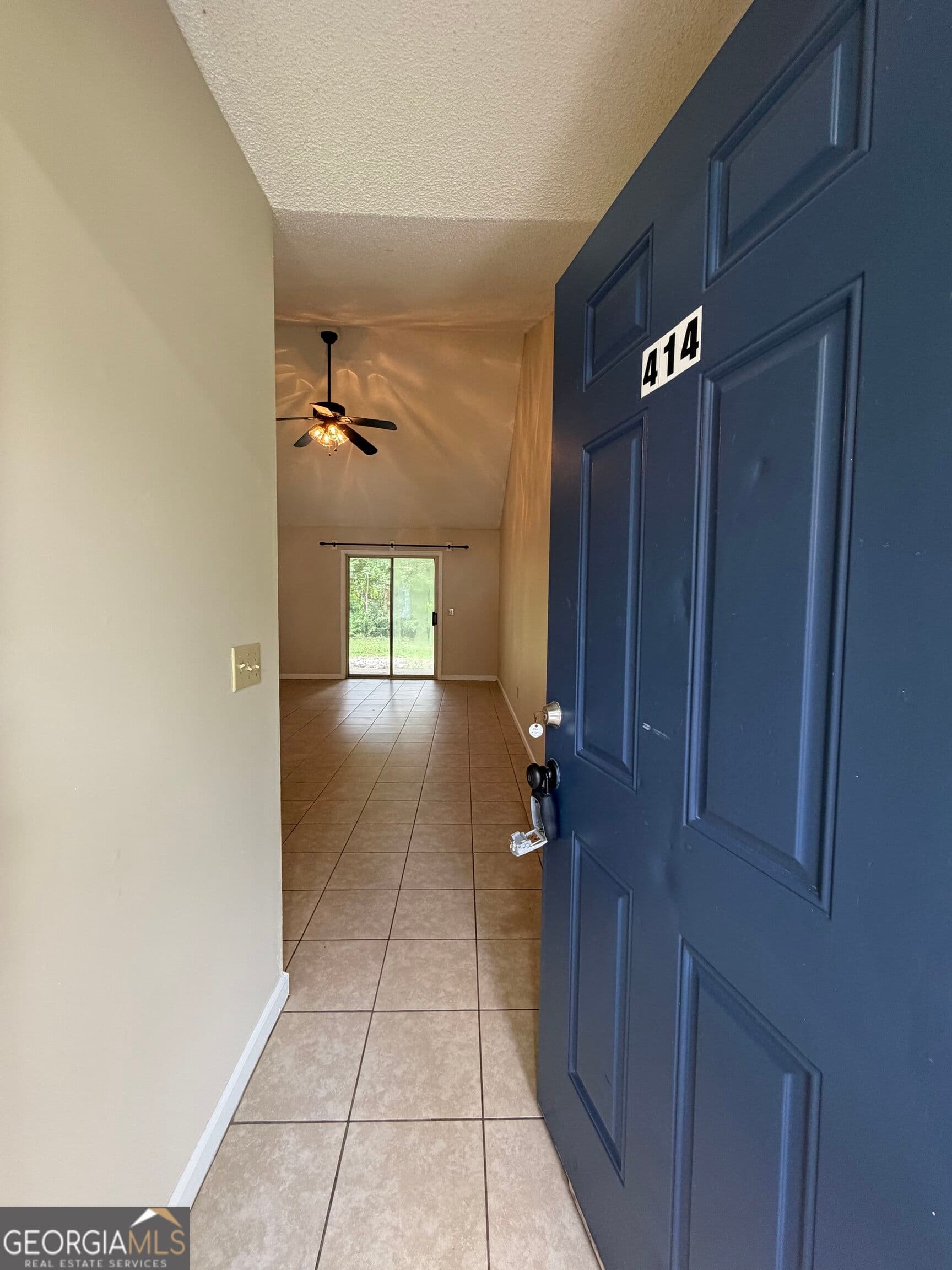 2 bedroom, 2 bathroom, 905 sq ft duplex for rent at 414 Admirals Walk Drive, St. Marys, GA 31558 for $1,225 a month — photo 2