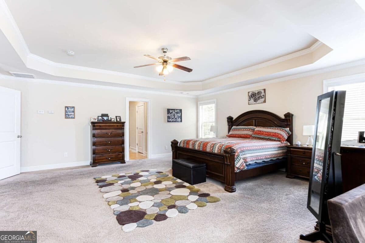 5 bedroom, 3 bathroom, 3,140 sq ft single family residence for sale at 100 Regency Place, Covington, GA 30016 — photo 4