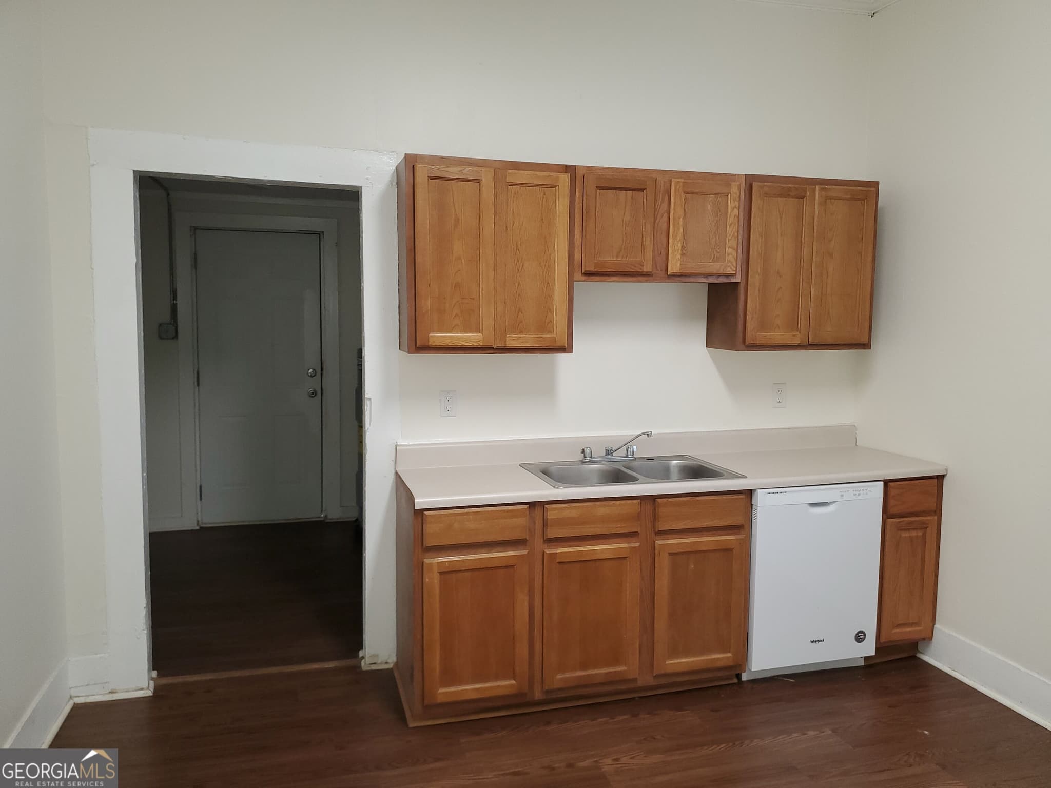 2 bedroom, 1 bathroom single family residence for rent at 794 Southern Pines Road, Dublin, GA 31021 for $895 a month — photo 3