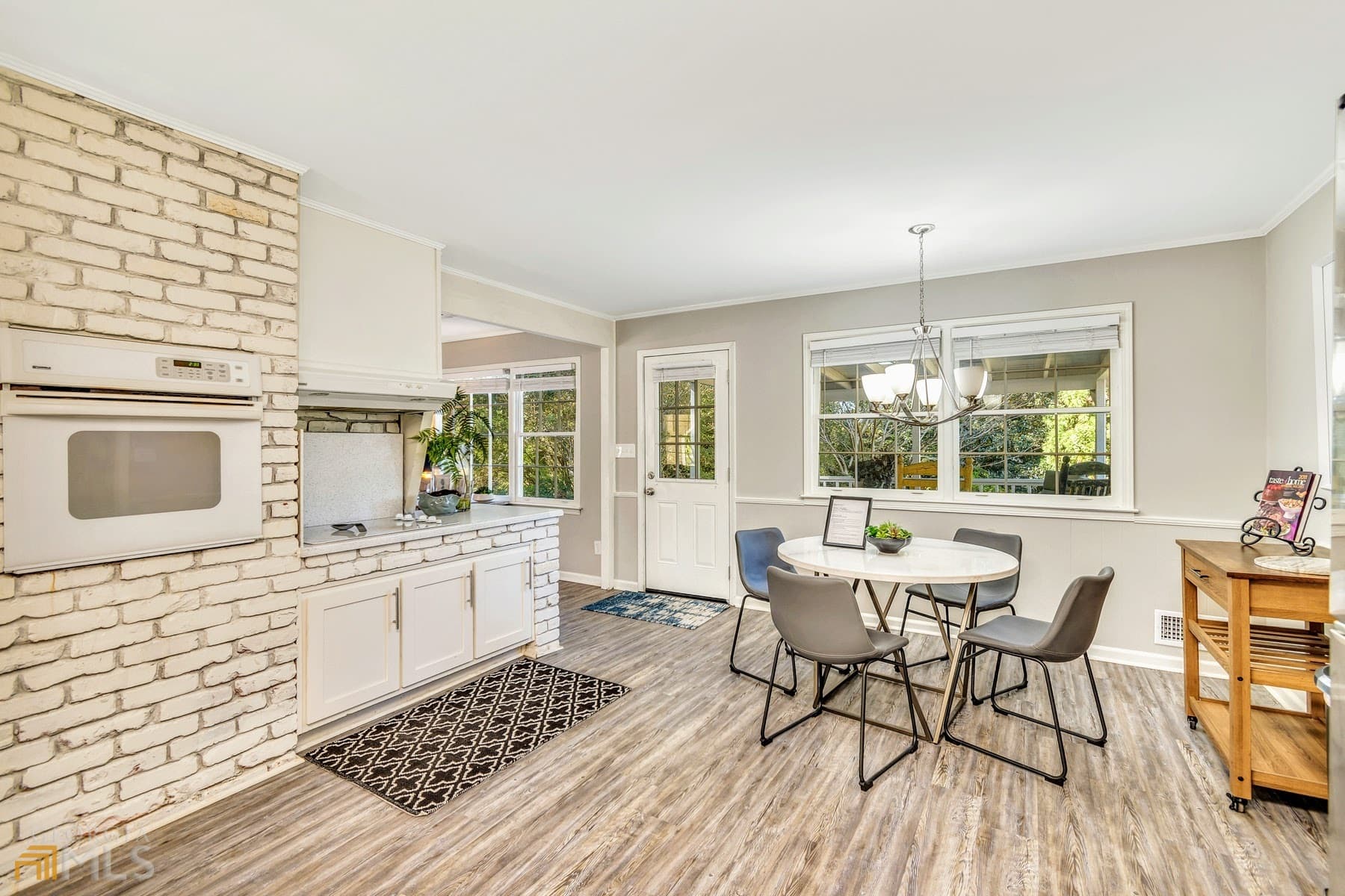 5 bedroom, 3 bathroom, 2,394 sq ft single family residence for rent at 2532 Lakebrook Court, Atlanta, GA 30360 for $8,400 a month — photo 8