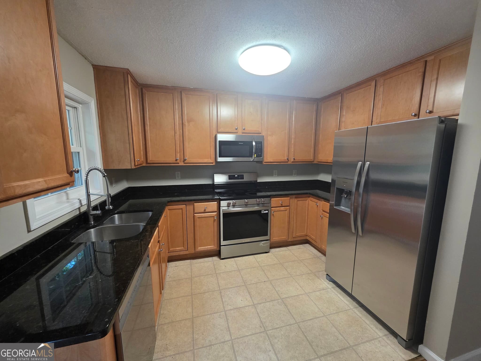 4 bedroom, 2 bathroom, 2,217 sq ft single family residence for rent at 402 Hip Pocket Road, Peachtree City, GA 30269 for $2,500 a month — photo 2