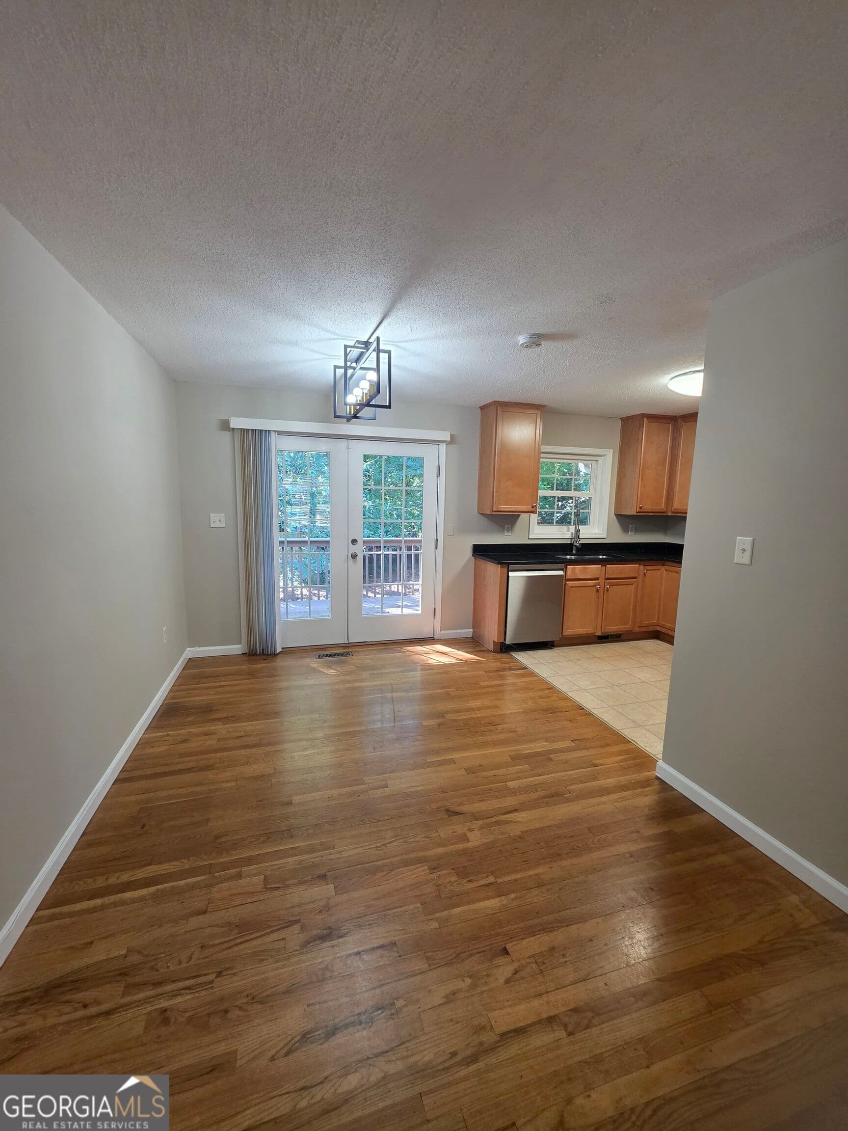 4 bedroom, 2 bathroom, 2,217 sq ft single family residence for rent at 402 Hip Pocket Road, Peachtree City, GA 30269 for $2,500 a month — photo 5