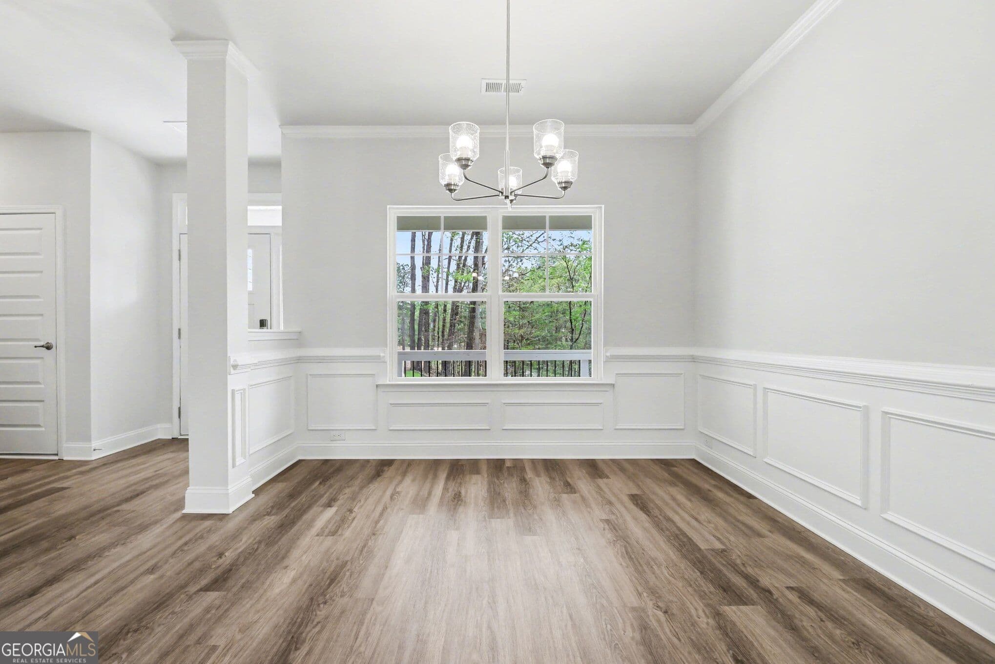 4 bedroom, 4.5 bathroom, 3,681 sq ft single family residence for sale at 626 Walnut Creek Parkway, Pendergrass, GA 30567 — photo 7