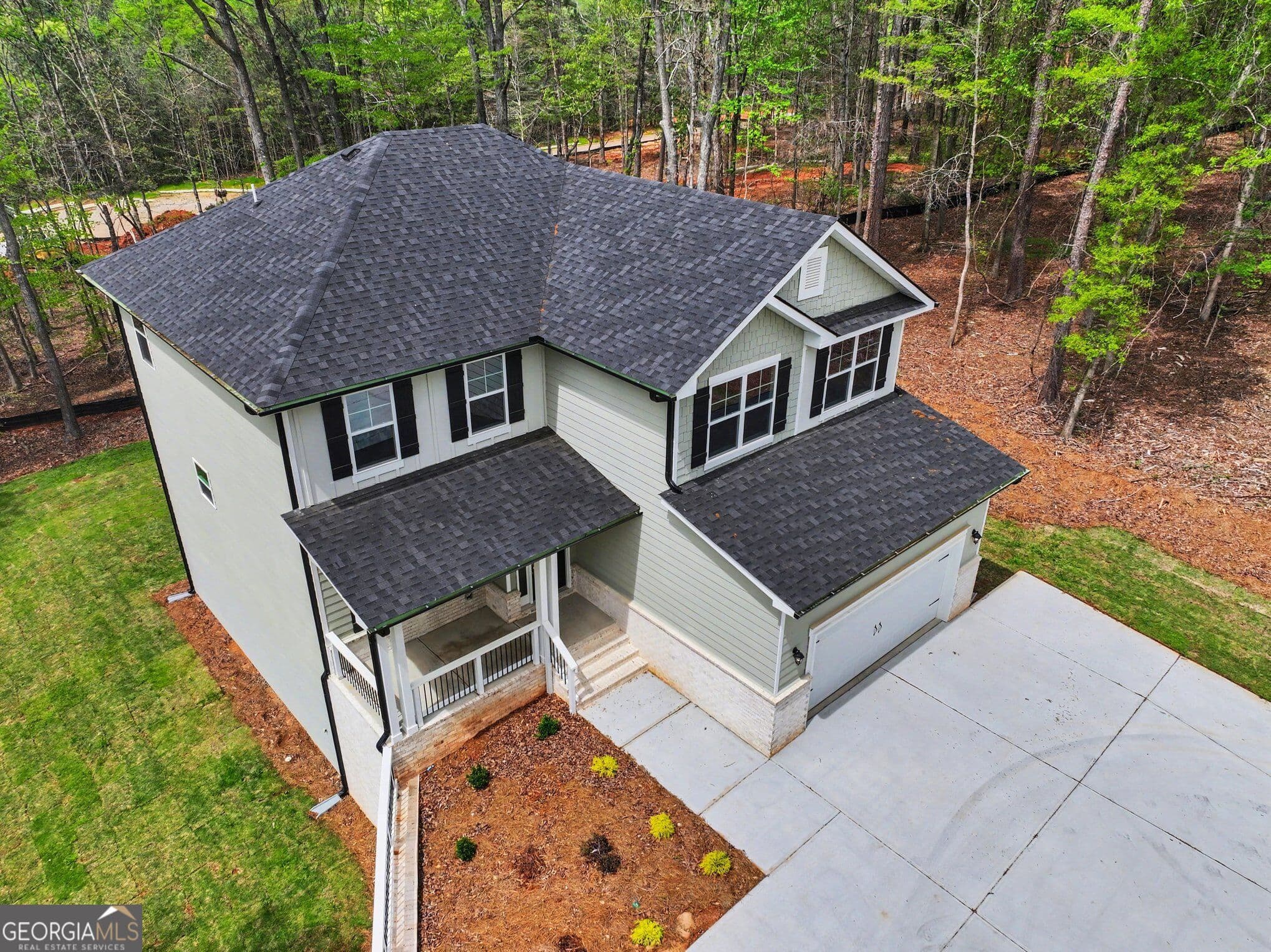 4 bedroom, 4.5 bathroom, 3,681 sq ft single family residence for sale at 626 Walnut Creek Parkway, Pendergrass, GA 30567 — photo 4