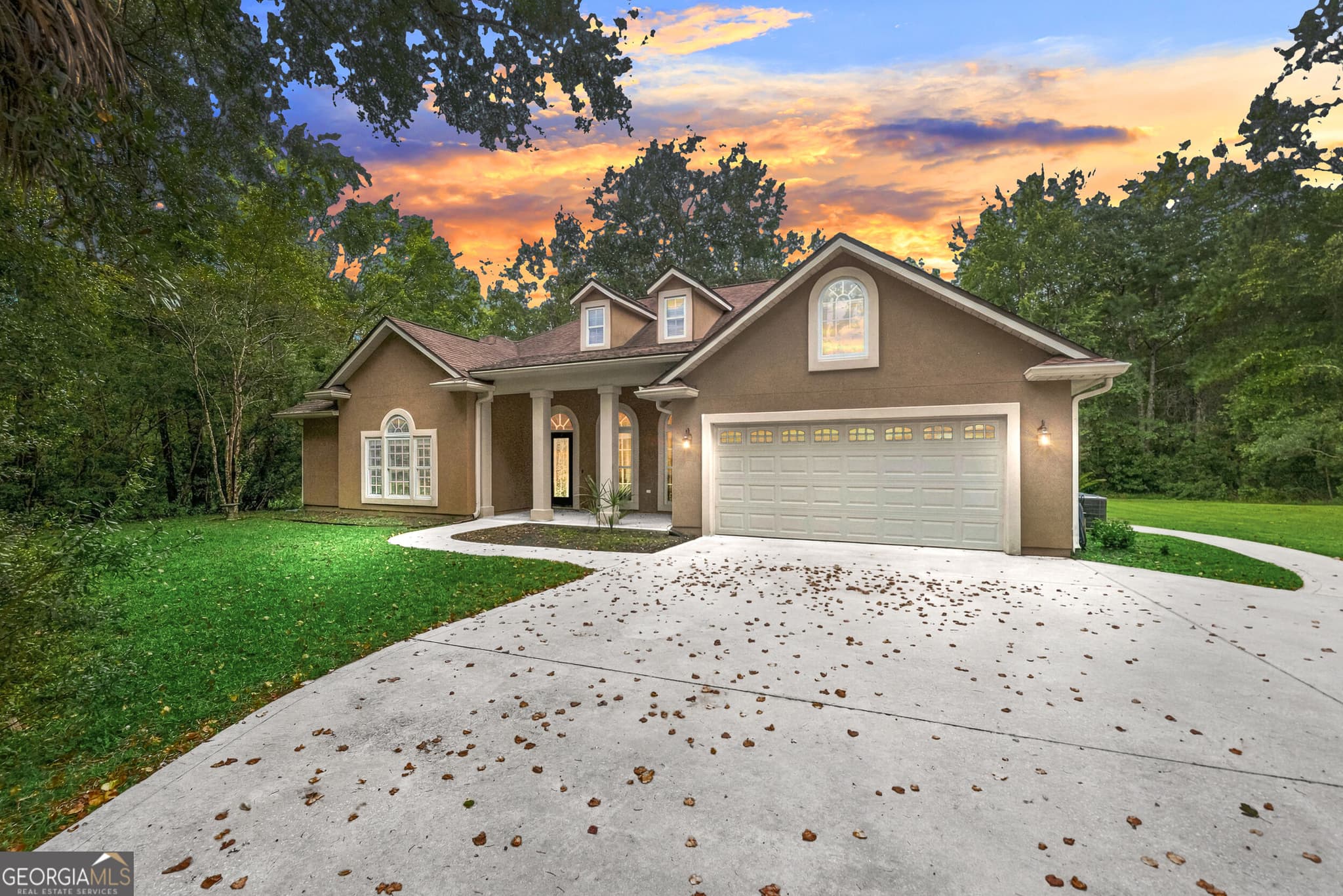 4 bedroom, 3 bathroom, 2,196 sq ft single family residence for sale at 47 Sandy Bottom Court, Kingsland, GA 31548